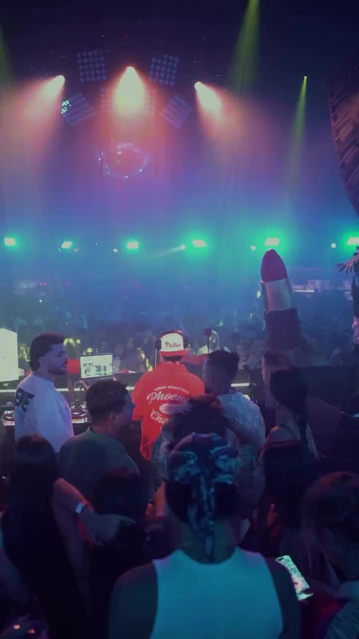 Darell Poirier ft. Pikabboy — Chinois Ibiza